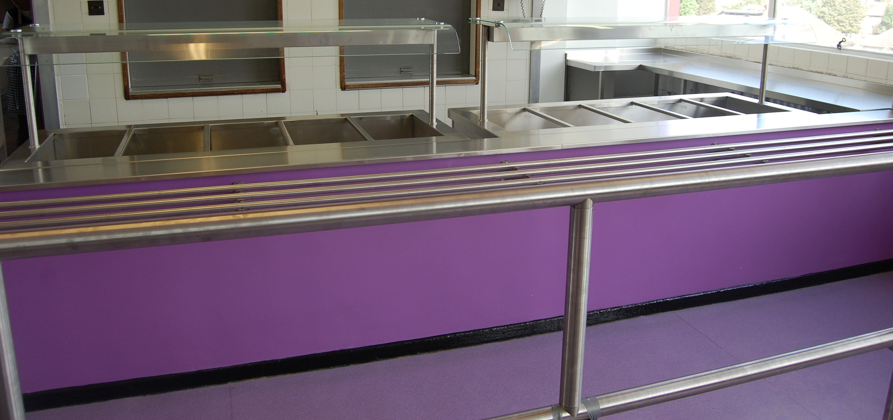 Servery Hot Cupbopards